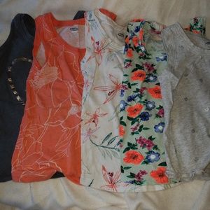 Old Navy Shirts & Tops - 5T tops Old Navy Shirts & Tops - 5T tops